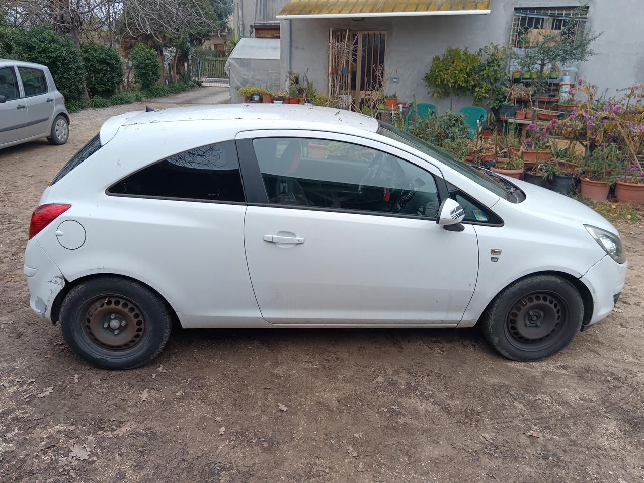 Opel Corsa 1.2 80CV 3 porte GPL-TECH Club