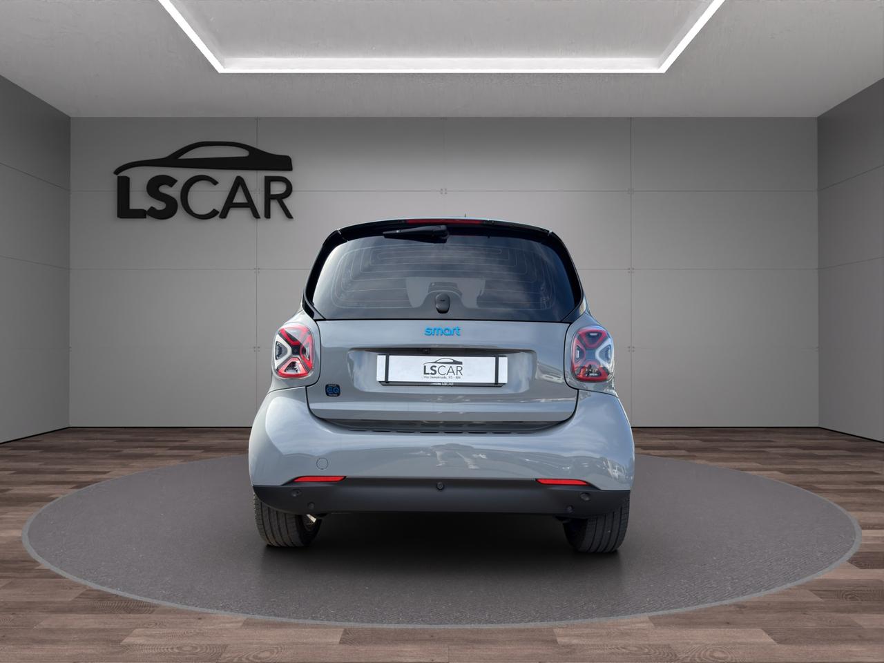 smart forTwo EQ Racing Grey 22kW - Vettura italiana - Promo Finanziamento