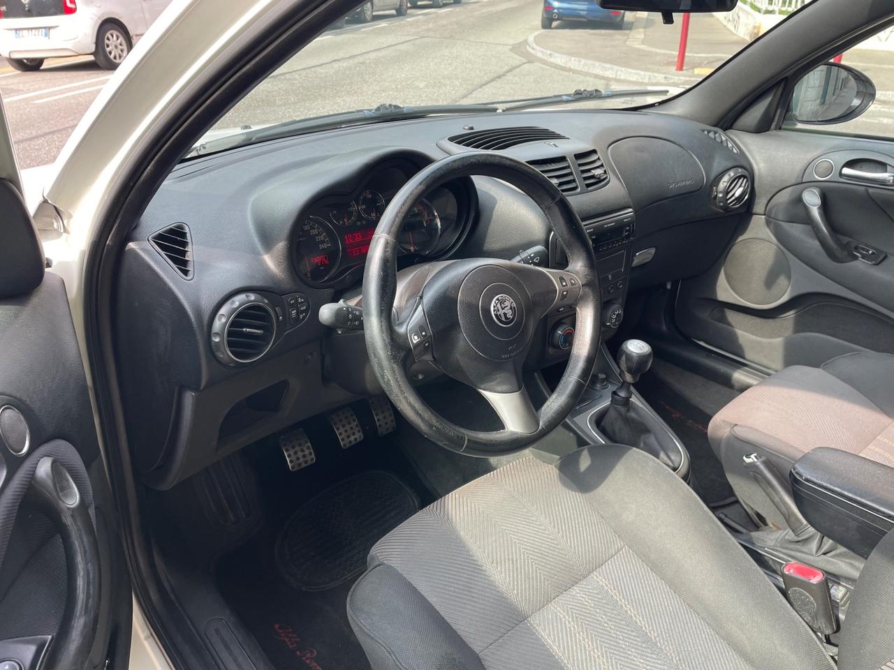 Alfa Romeo 147 1.9 JTD/TAGLIANDI/GARANZIA