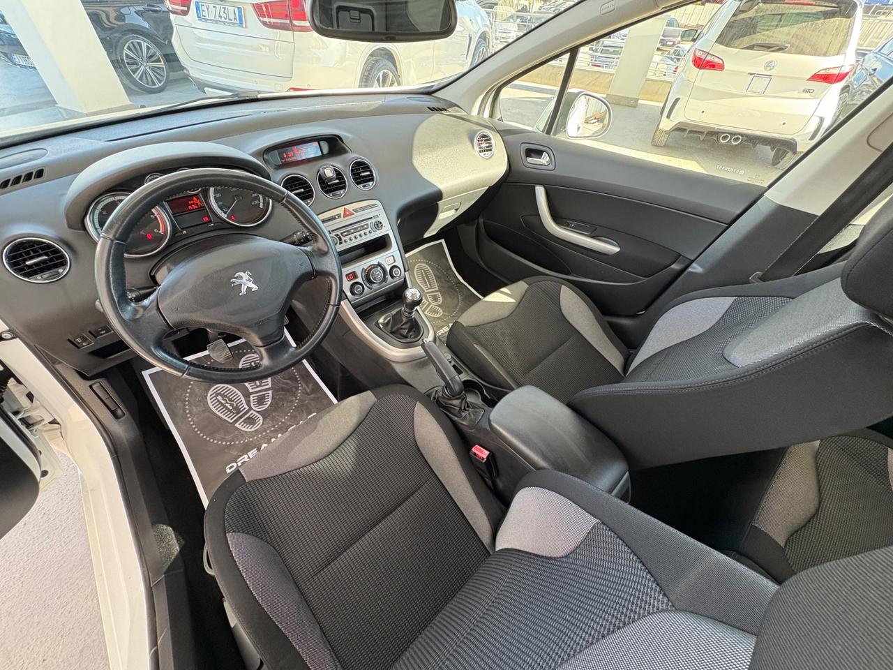 Peugeot 308 1.6 8V e-HDi 112CV Stop&Start 5p. Business