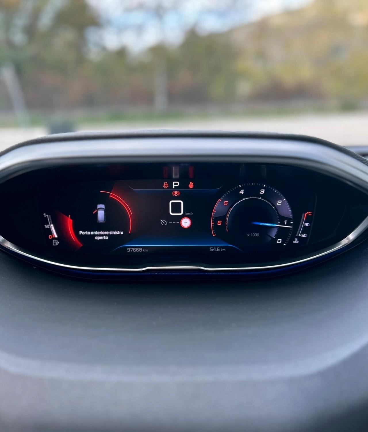 Peugeot 3008 BlueHDi 130 S&S EAT8 Allure