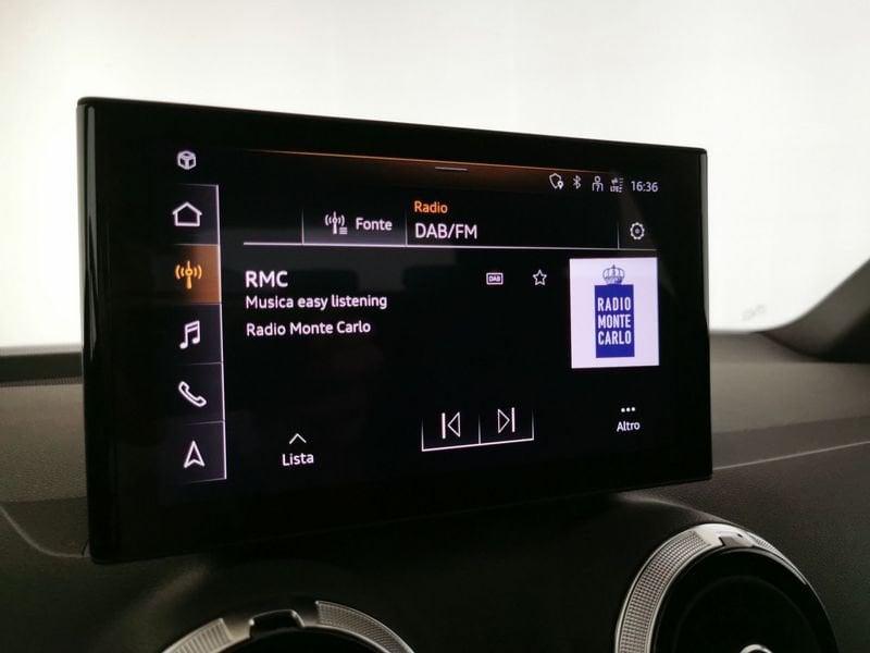 Audi Q2 35 1.5 tfsi Identity Black s-tronic