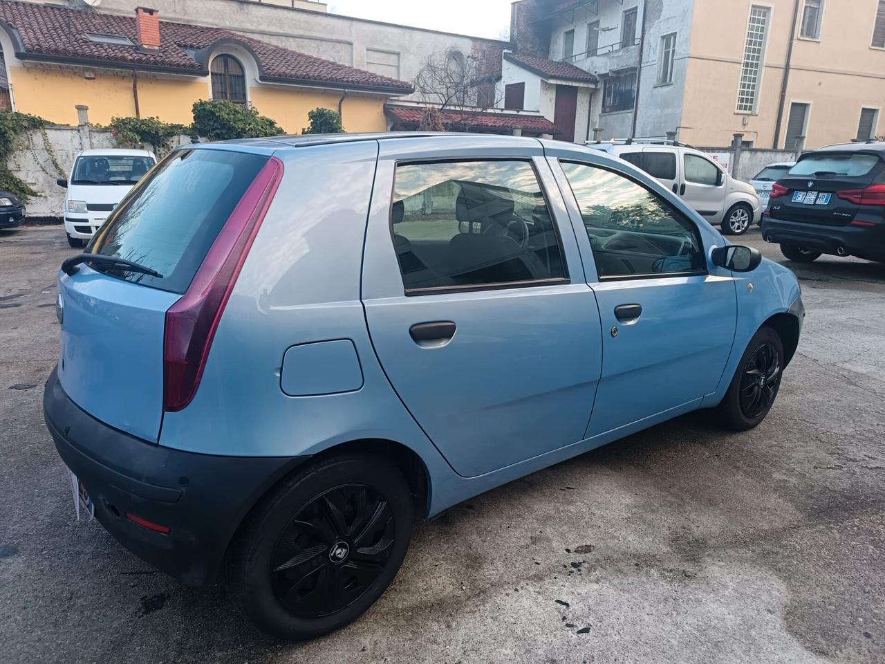 Fiat Punto 1.2i cat 5 porte ELX