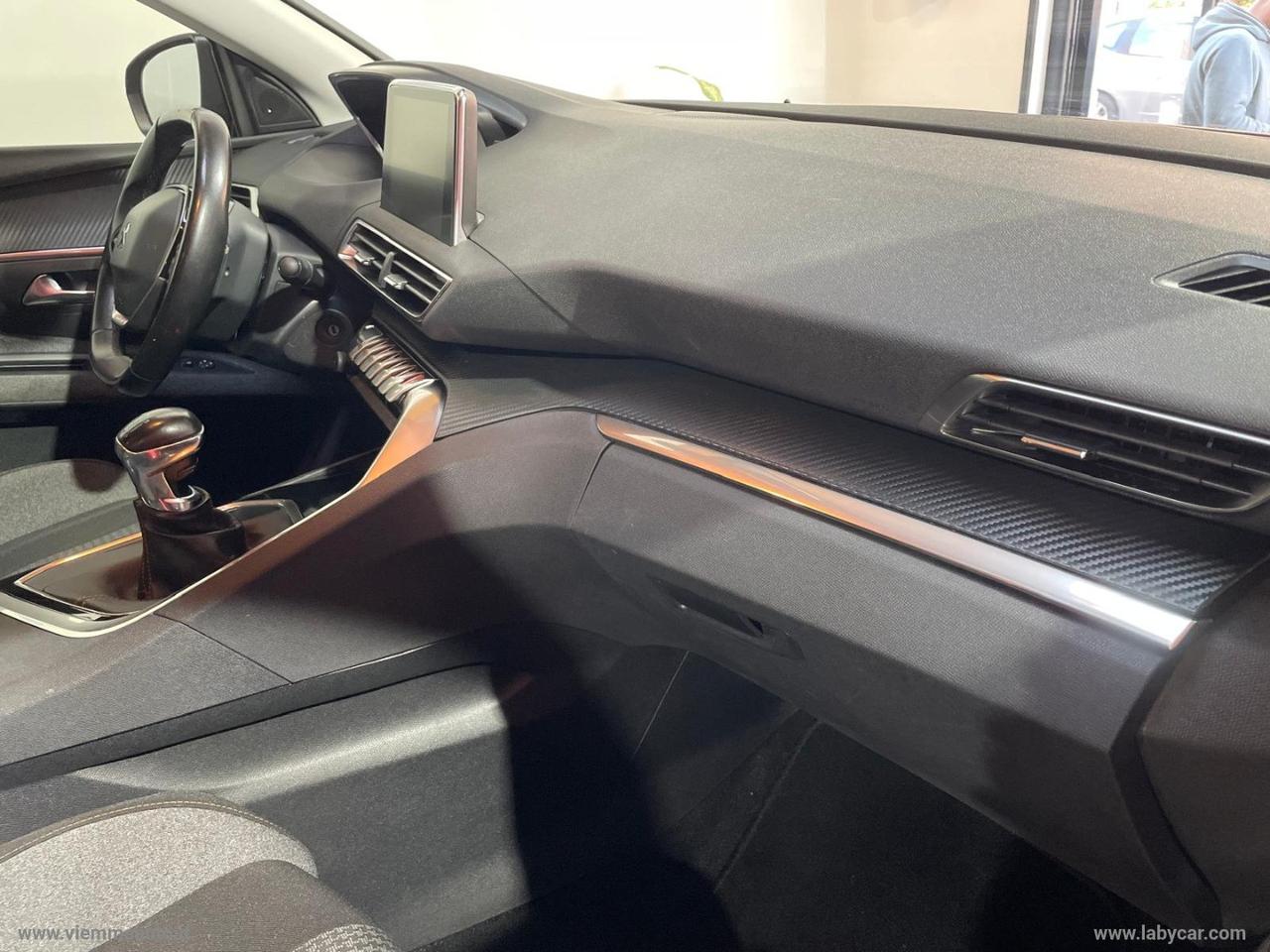 PEUGEOT 5008 BlueHDi 130 S&S Allure