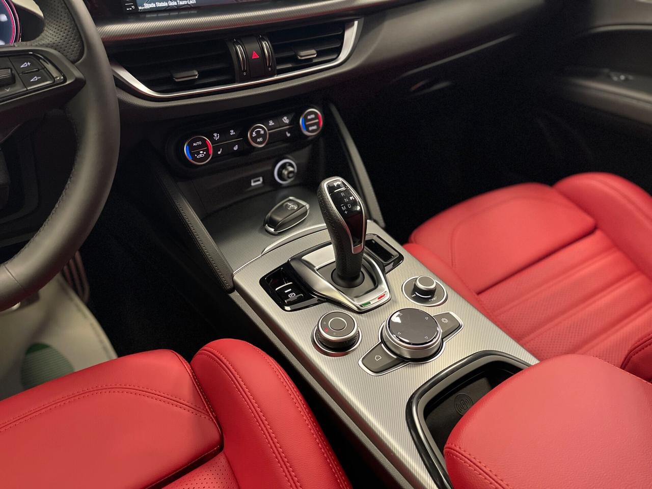Alfa Romeo Stelvio Veloce 2.2 Q4 210cv