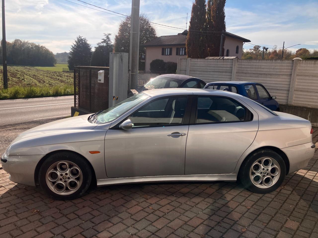 Alfa Romeo 156 2.0i 16V Twin Spark FOX RUNNING