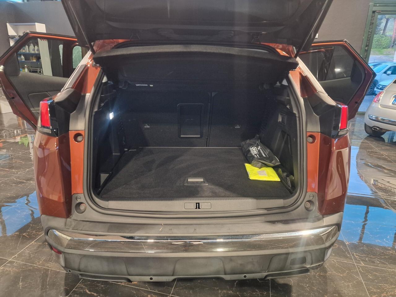 Peugeot 3008 BlueHDi 120 S&S Allure