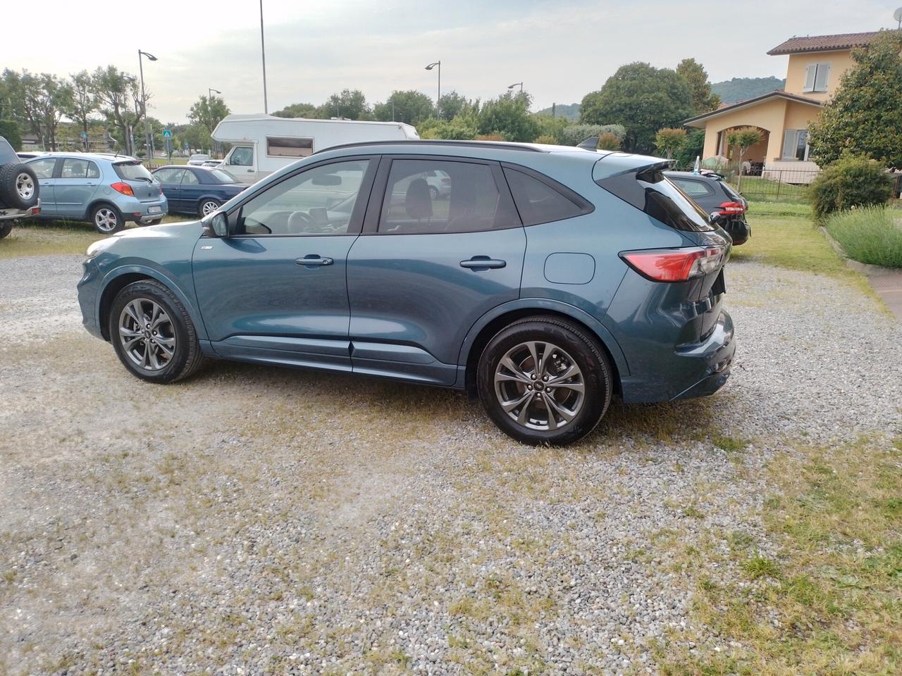 Ford Kuga 2.5 Full Hybrid 190 CV CVT 2WD ST-Line