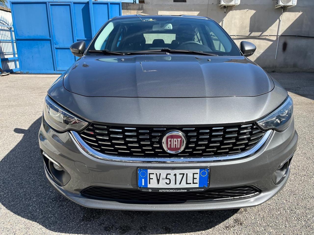 Fiat tipo 5P-lounge-1.3 mjt-95 cv -2019
