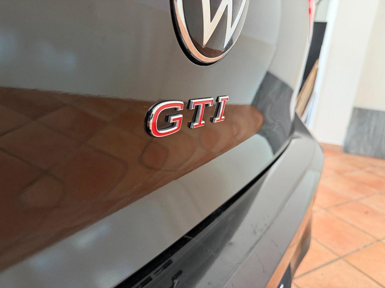 Volkswagen Golf 2.0 tsi GTI 265cv dsg