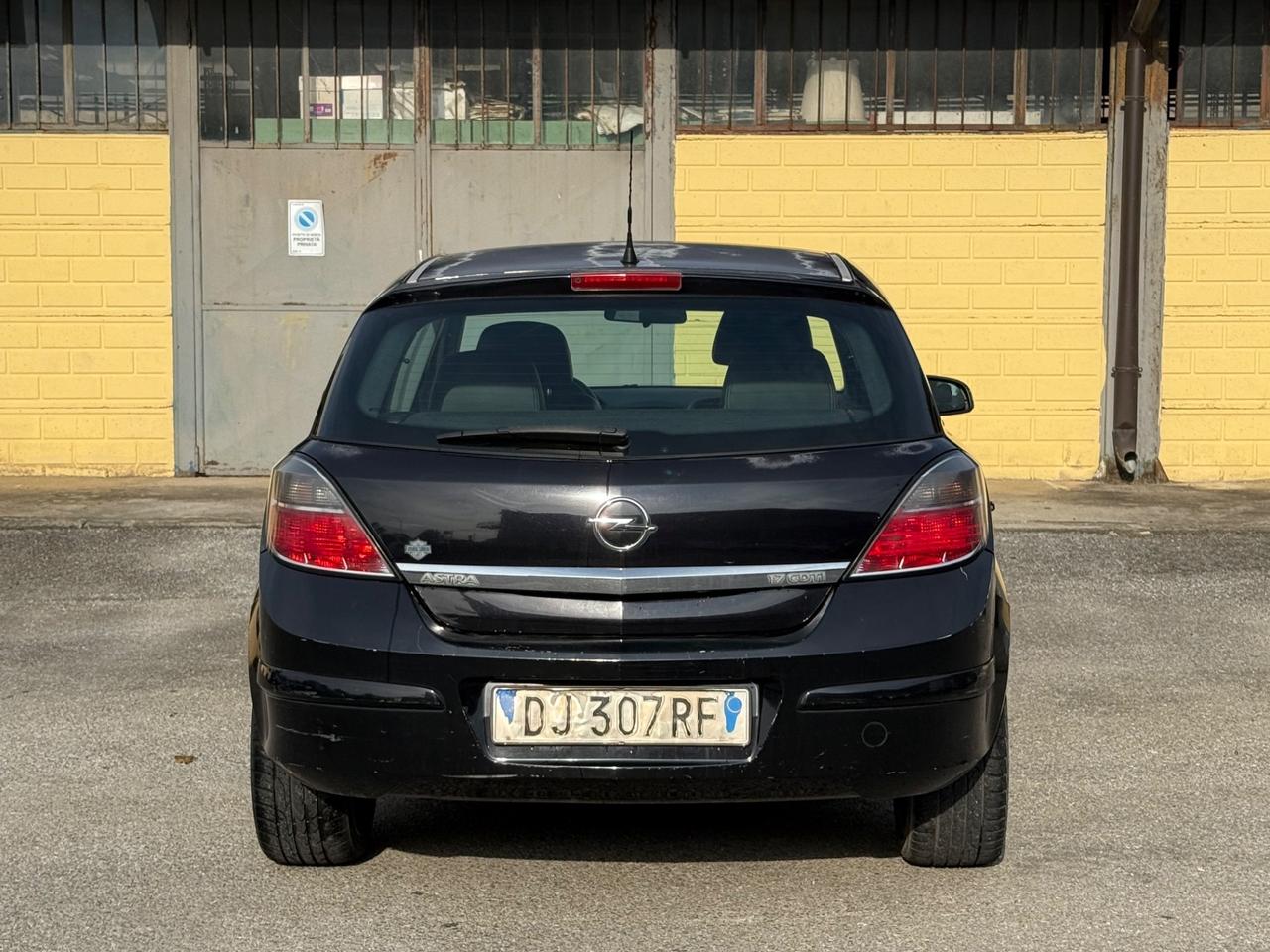 Opel Astra 1.7 CDTI 101CV 5 porte Cosmo