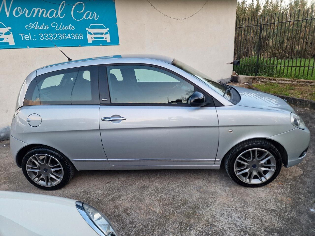 LANCIA YPSILON 1.4 Unyca Ecochic GPL