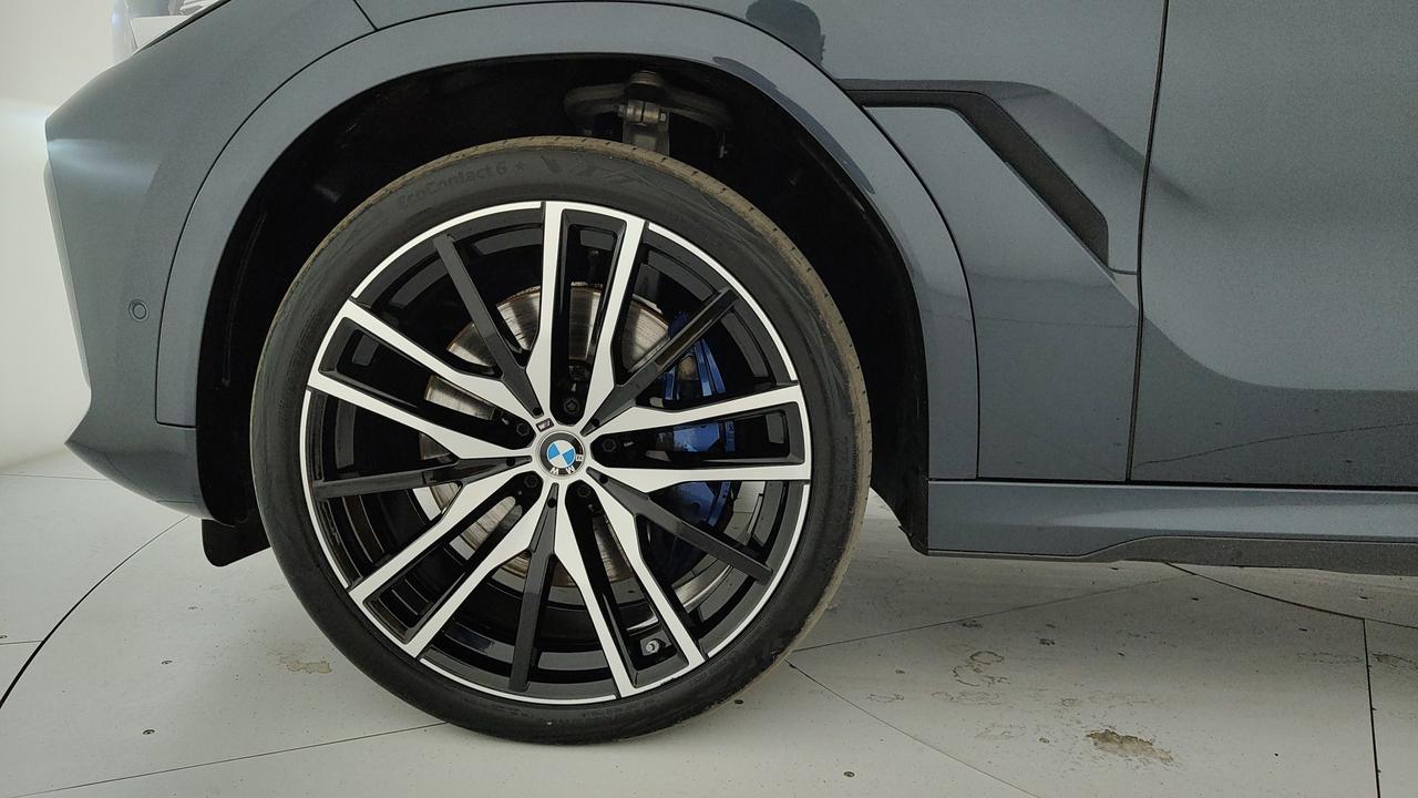 BMW X6 G06 - X6 xdrive40d mhev 48V Msport auto