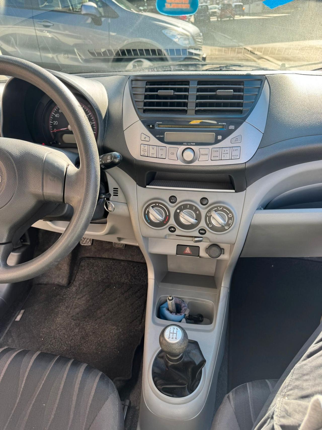 Nissan Pixo 1.0 5 porte GPL Eco Easy