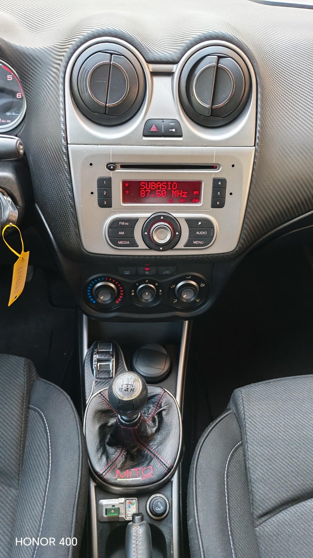 Alfa Romeo MiTo 1.3 JTDm-2 95 CV S&S Distinctive Premium Pack