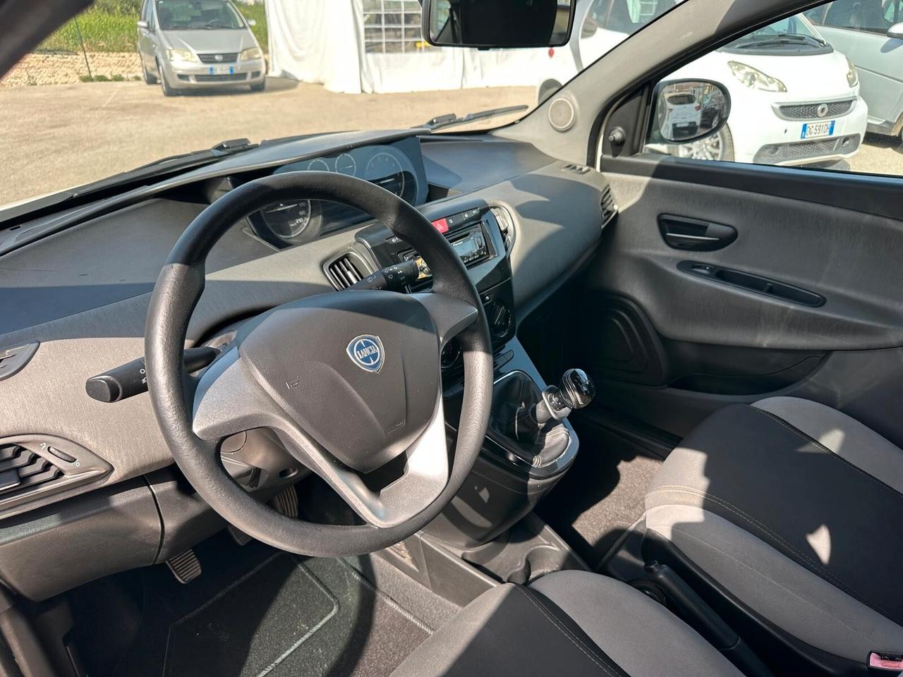 Lancia New Ypsilon 1.2 Benzina