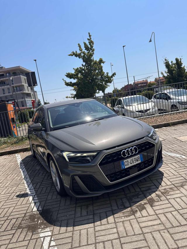 AUDI A1 SPB 35 TFSI S tronic S line edition