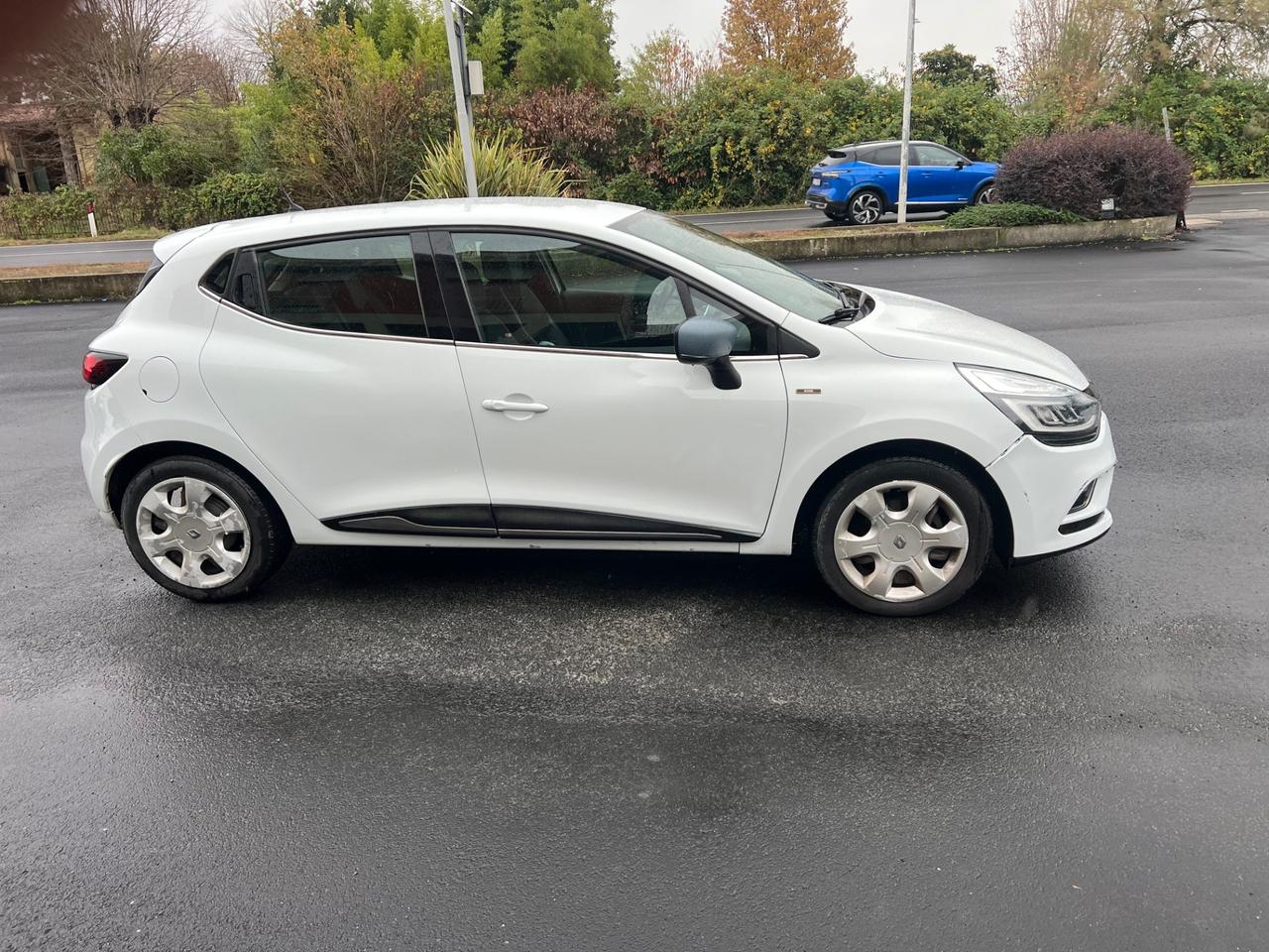 Renault Clio TCe 12V 90 CV GPL 5 porte Moschino Intens