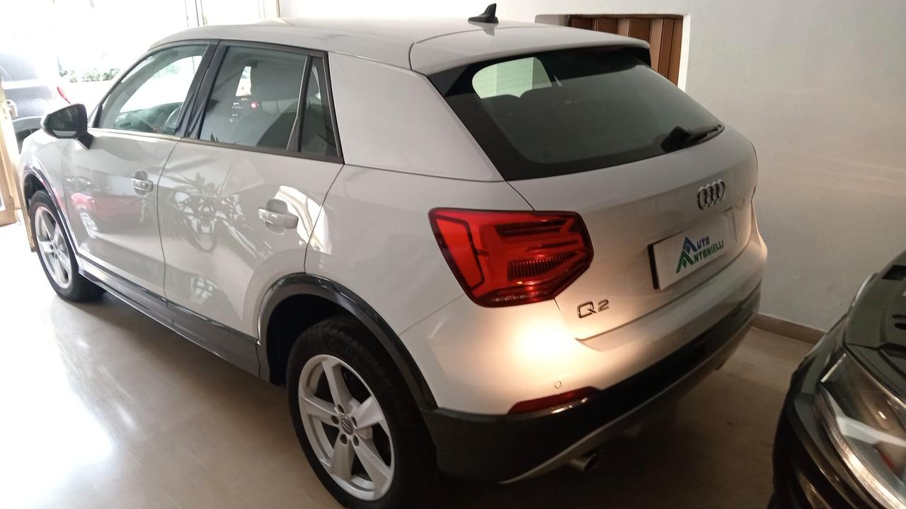 Audi Q2 30 TDI Business