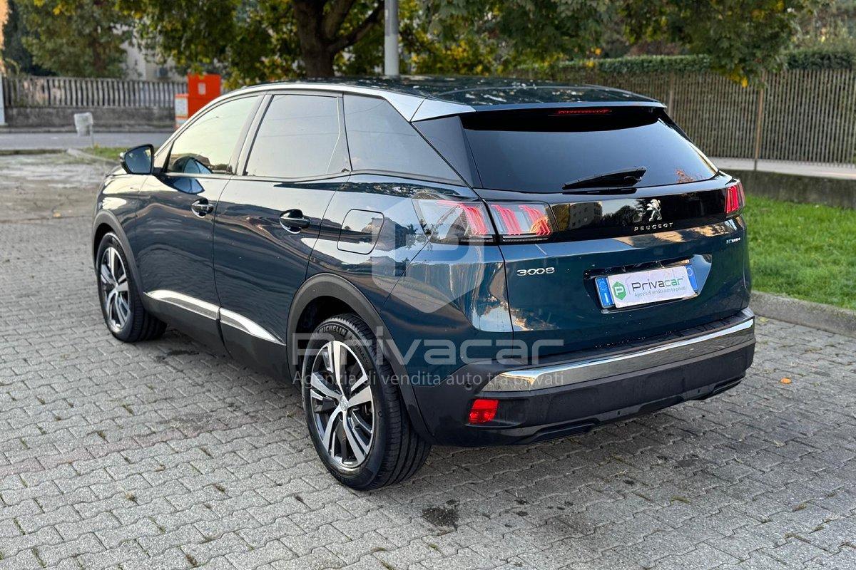 PEUGEOT 3008 Hybrid4 300 e-EAT8 Allure Pack