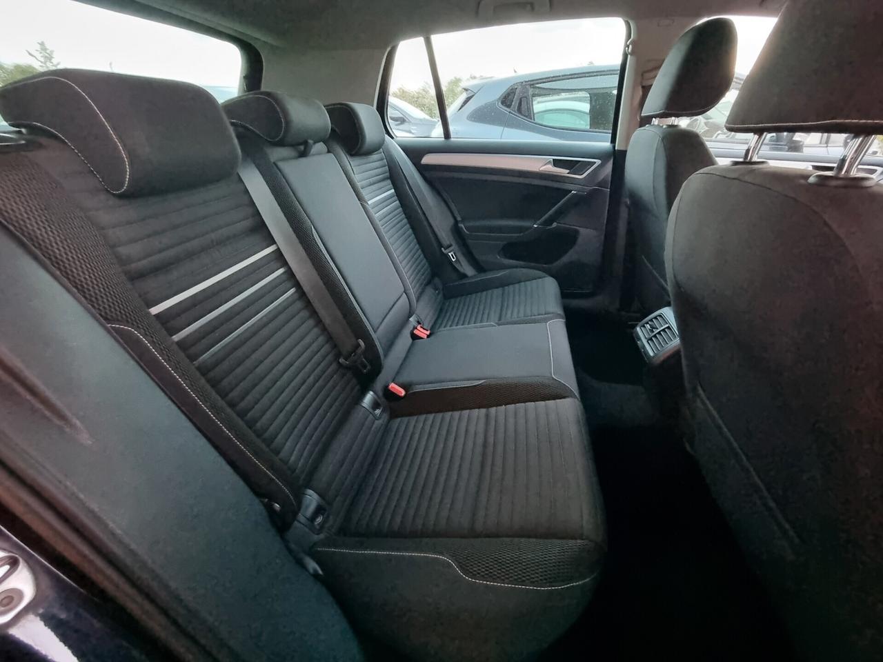 Volkswagen Golf 1.6 tdi Sport Edition 110cv 5p