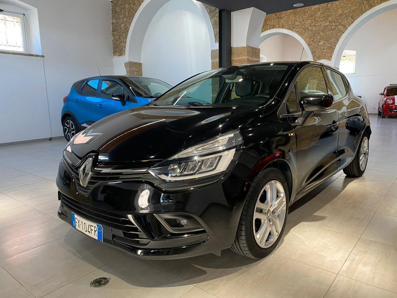 Renault Clio dCi 8V 75 CV 5 porte Moschino Zen