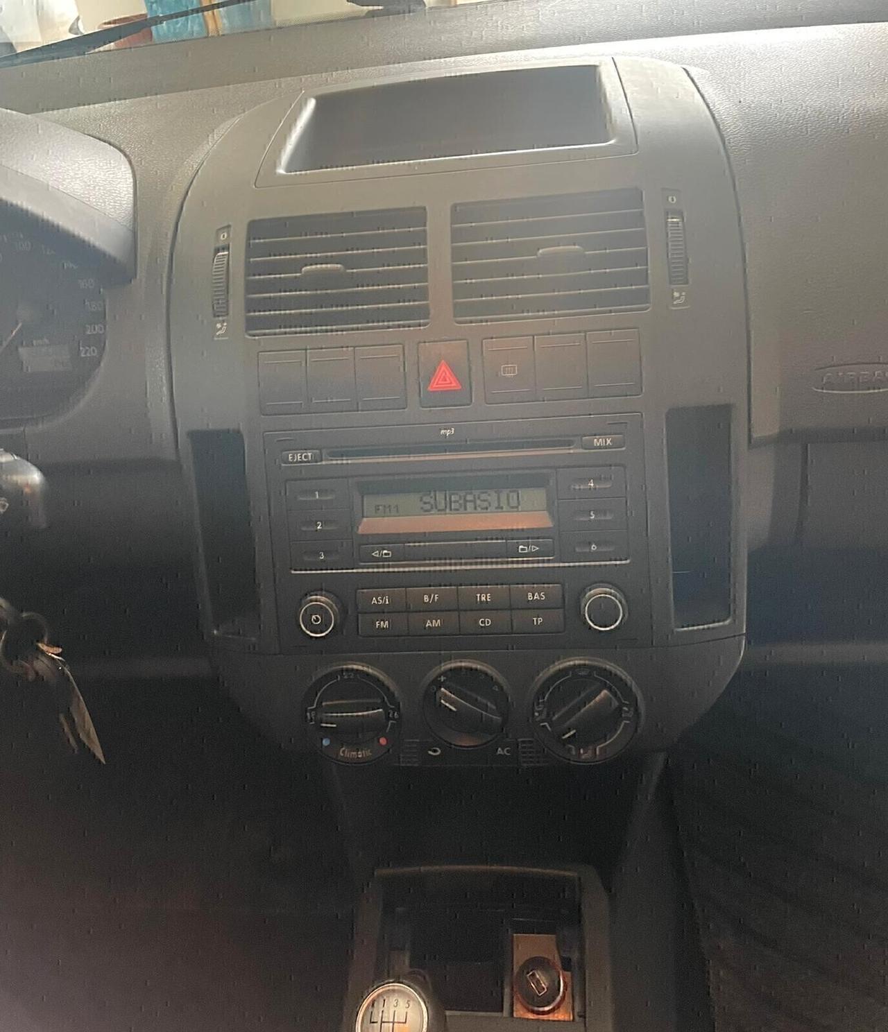 VOLKSWAGEN POLO 1.2 60 CV 5 PORTE UNITED