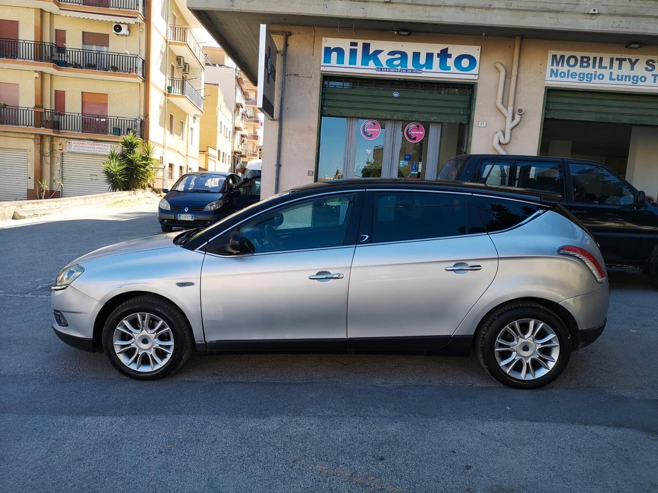 Lancia Delta 1.6 MJT 120 CV DPF Platino