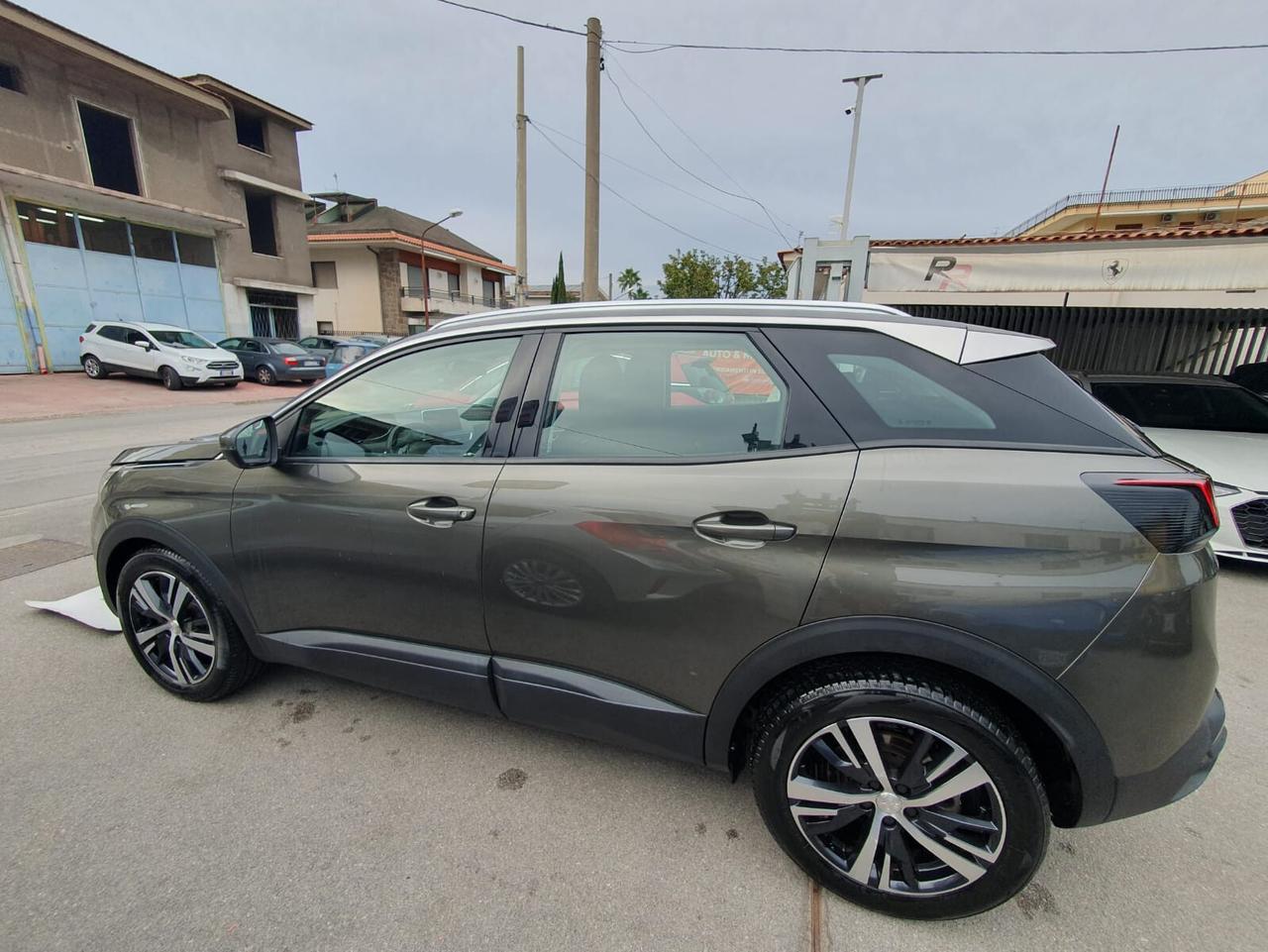 Peugeot 3008 BlueHDi 130 S&S EAT8 Allure