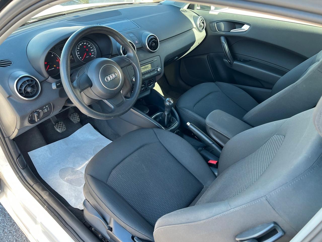 Audi A1 1.6 TDI 105 CV Ambition - OK NEOPATENTATI