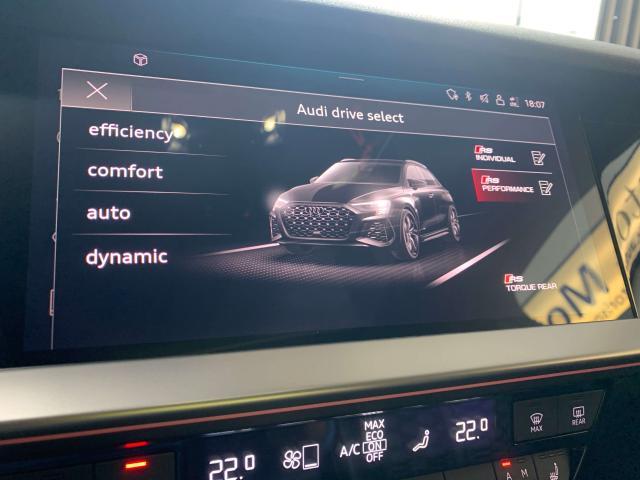 Audi RS3 RS3 Sportback quattro s-tronic Matrix e tetto apri