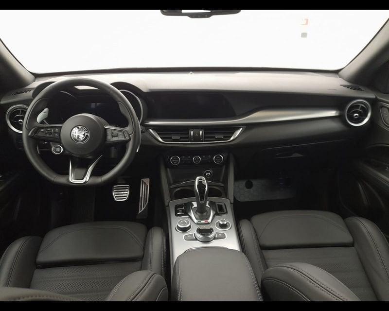 Alfa Romeo Stelvio 2023 2.2 t Veloce Q4 210cv auto