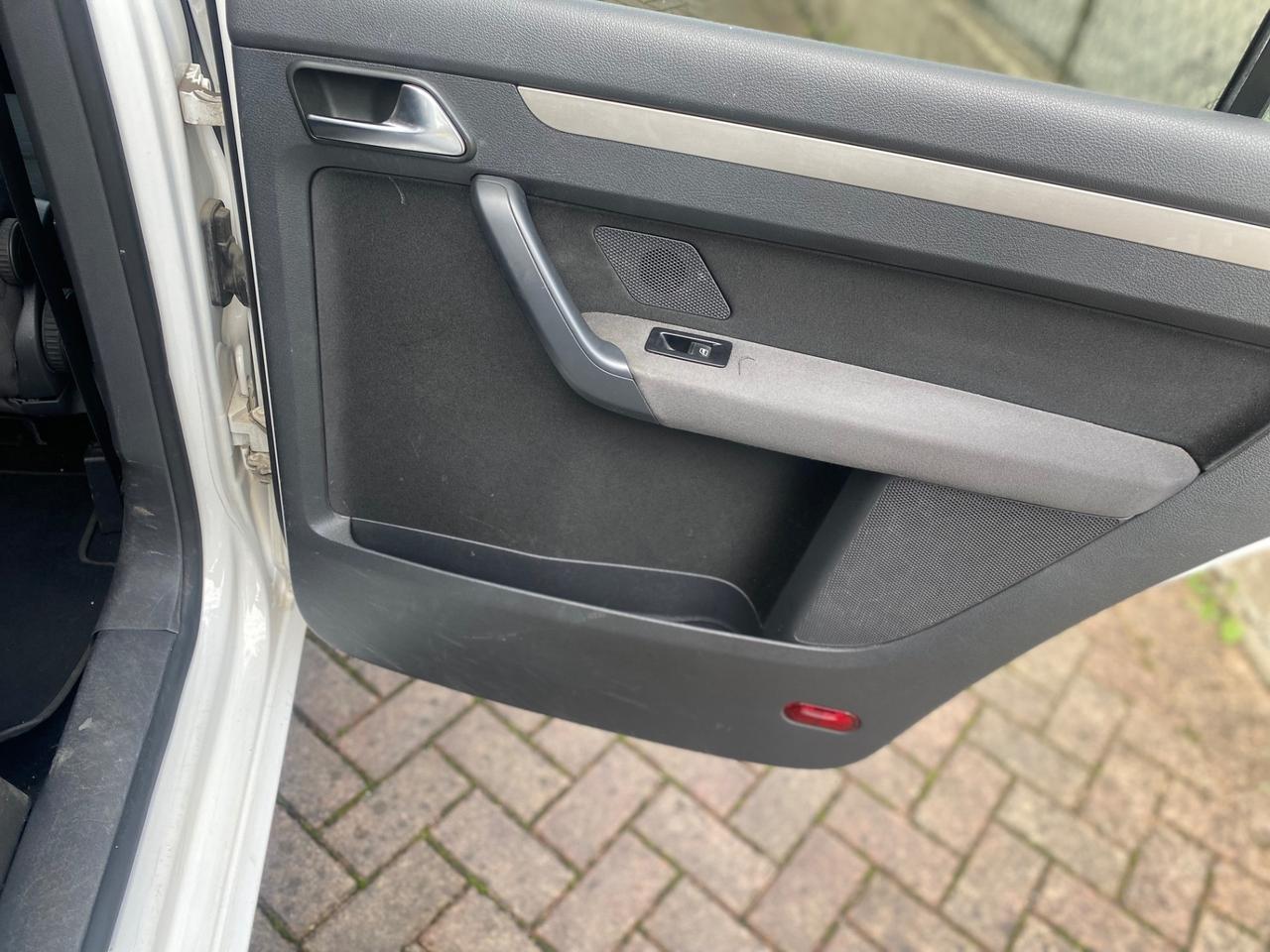 Volkswagen Touran 1.9 TDI 105CV DPF 7 posti BMT