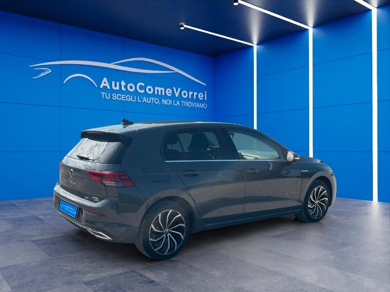 VOLKSWAGEN Golf 8ª serie Golf 1.5 eTSI 130 CV ...