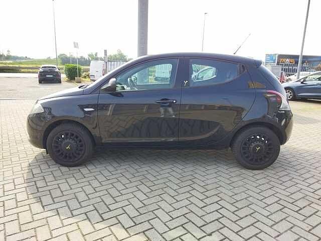 Lancia Ypsilon 1.2 69 CV 5 porte GPL Ecochic Gold