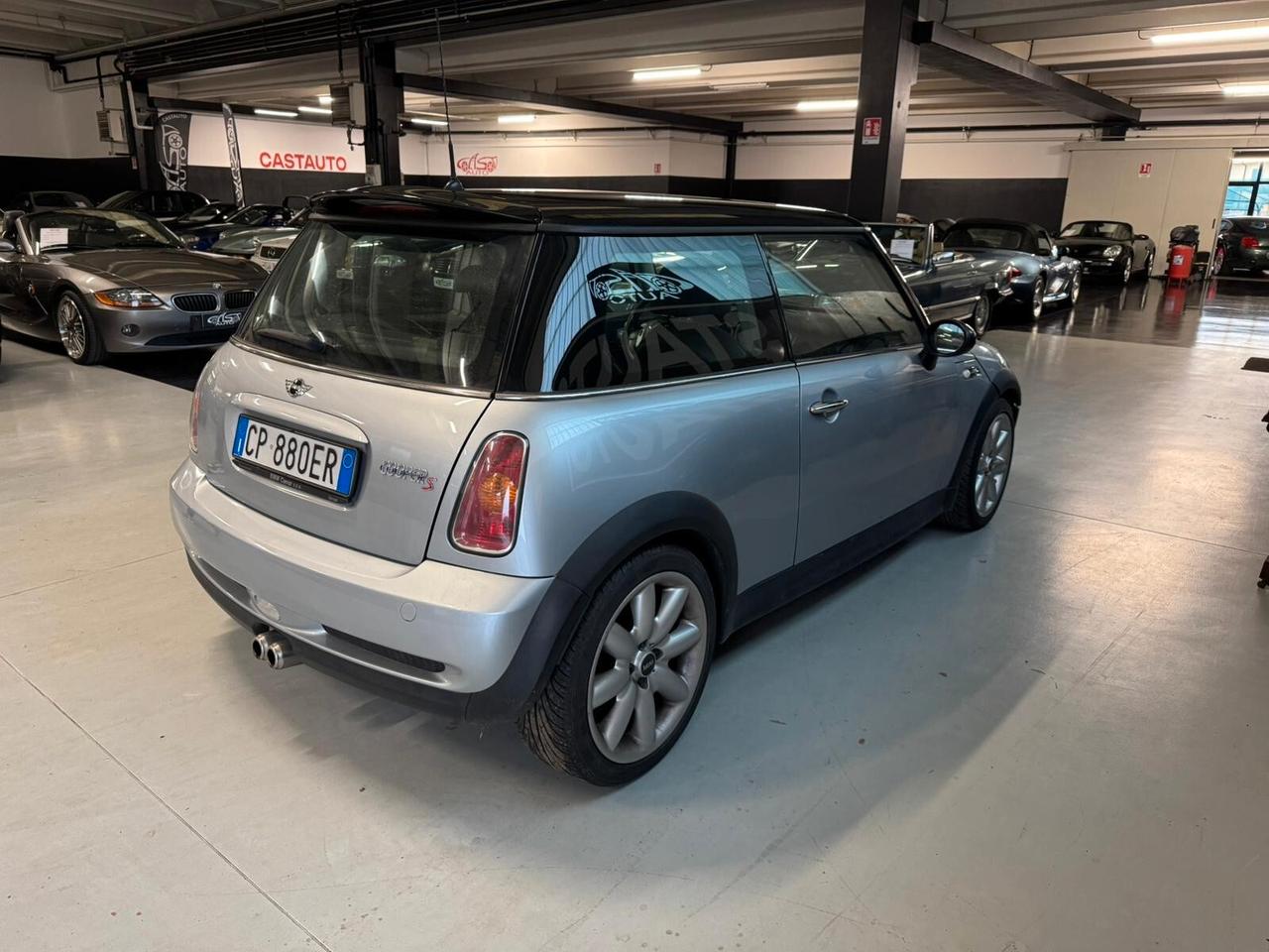 Mini 1.6 16V Cooper S asi