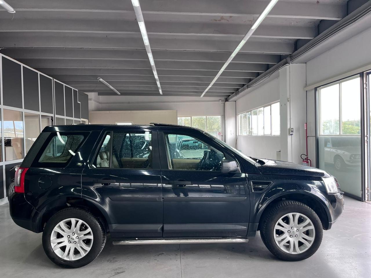 Land Rover Freelander 2.2 TD4 S.W. HSE PERFETTAMENTE FUNZIONANTE !!TETTO