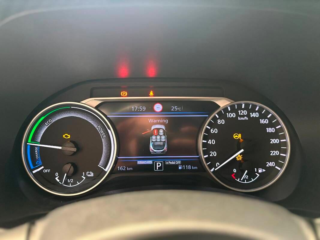 Nissan Juke 1.6 hev N-Connecta
