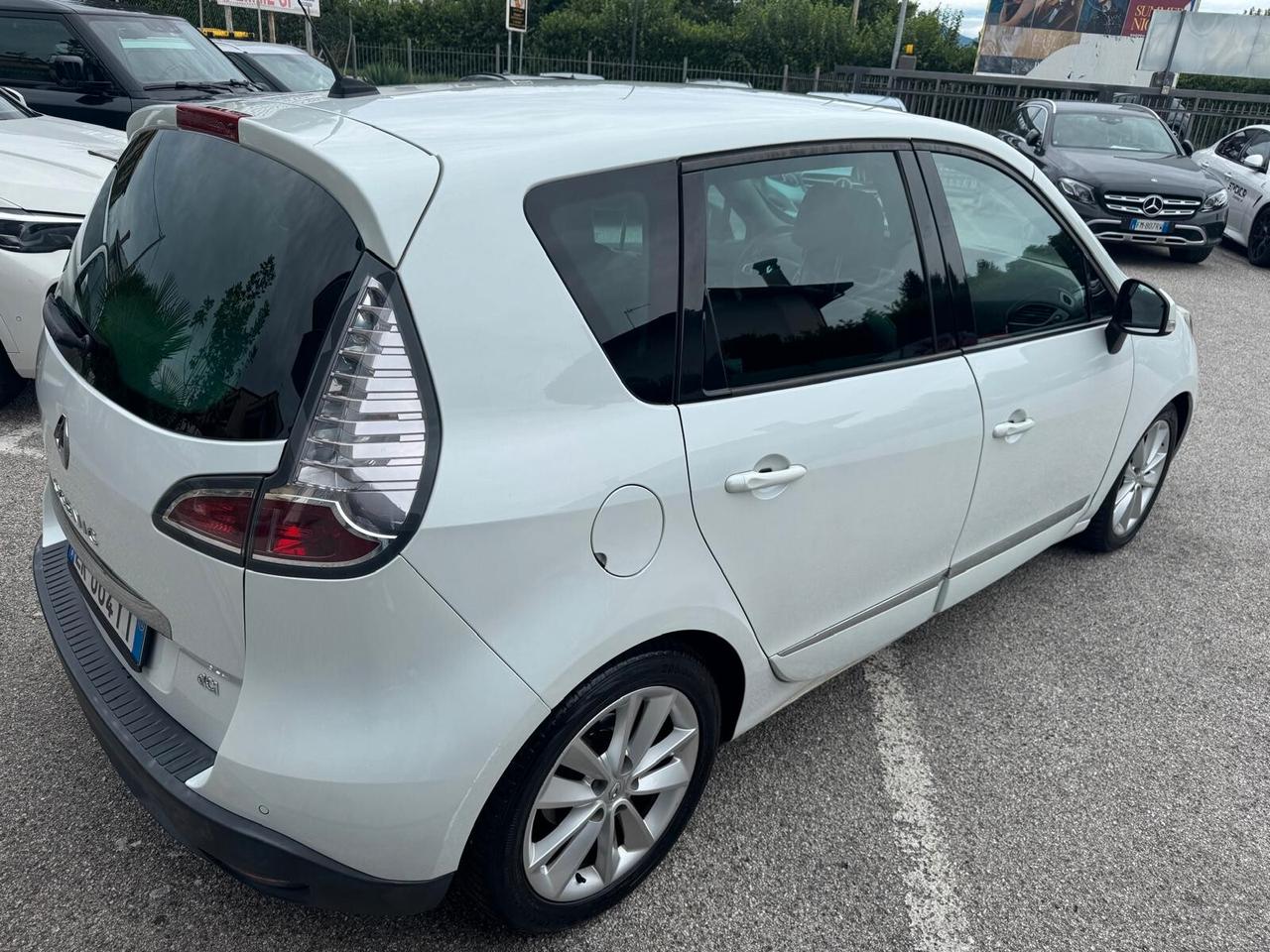 Renault Scenic Scénic XMod 1.5 dCi 110CV EDC Bose