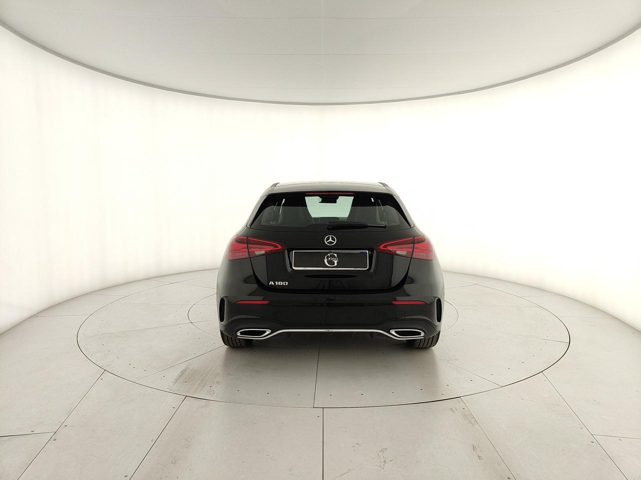 Mercedes-Benz A 180 AMG Line Advanced Plus auto