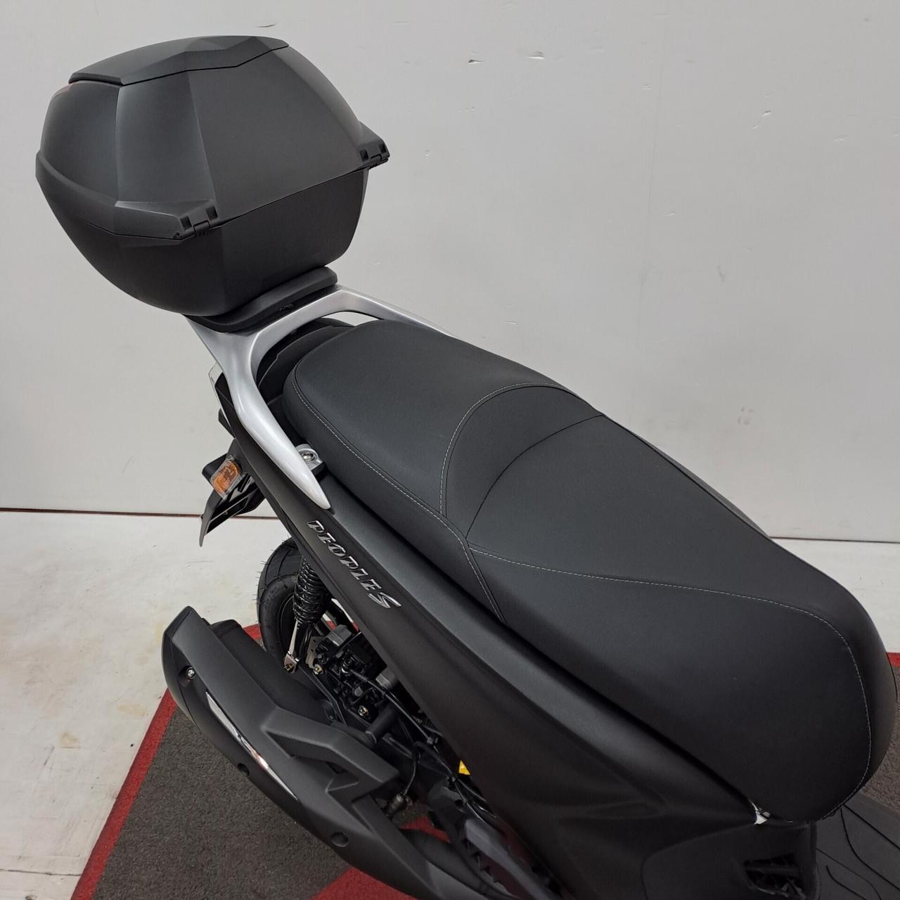 Kymco People S 200 SOLO 60 euro/MESE