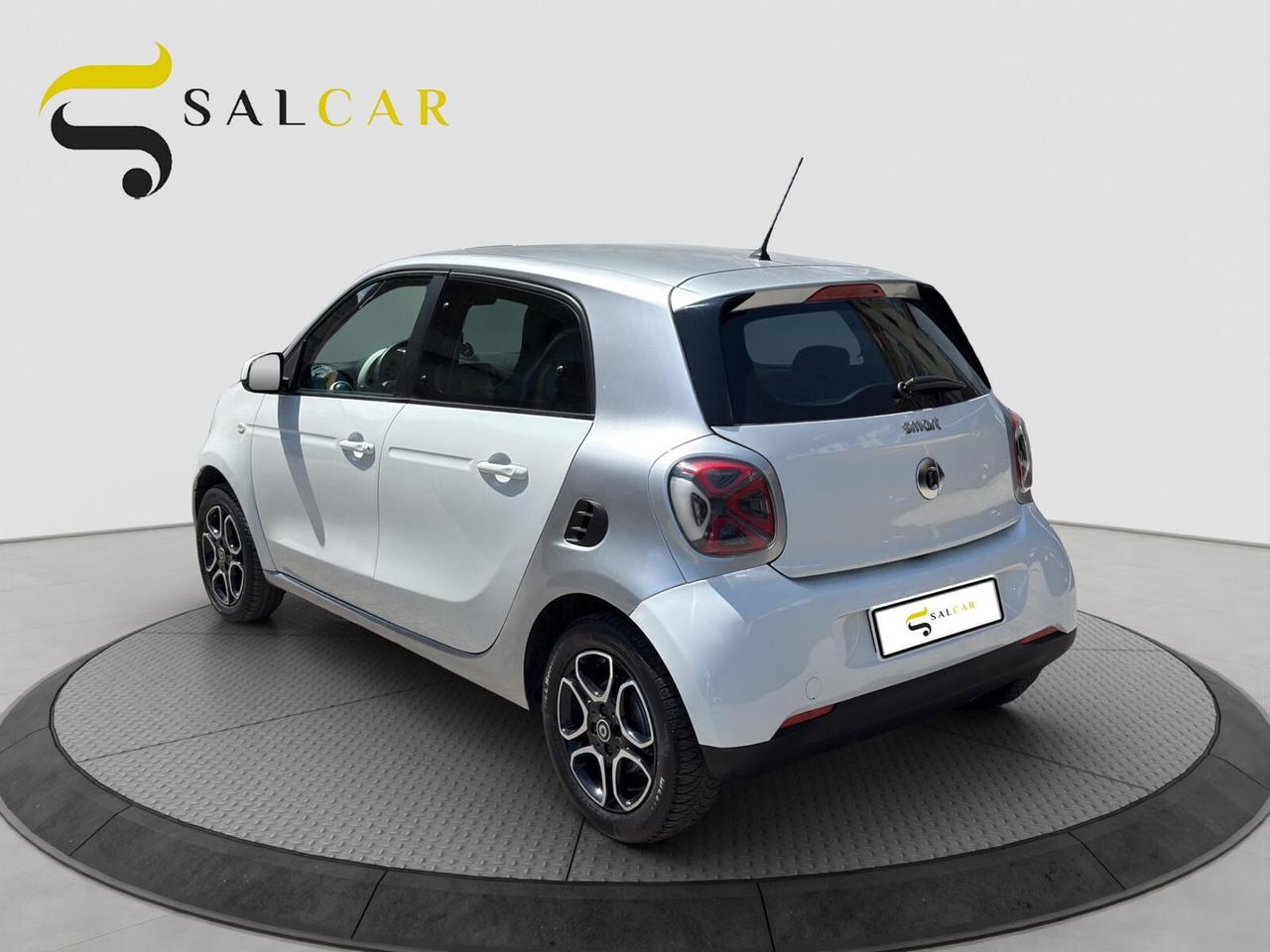 Smart ForFour 1.0 71cv twinamic Youngster automatica 2017