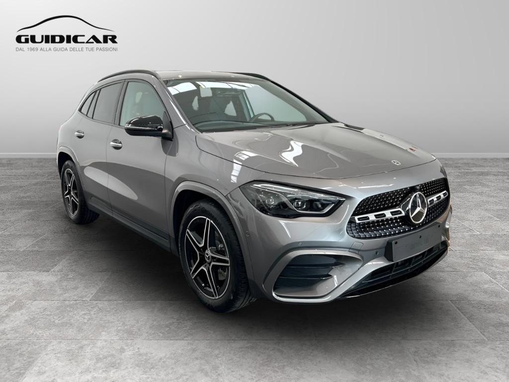 Mercedes-Benz GLA 200 d Automatic 4MATIC