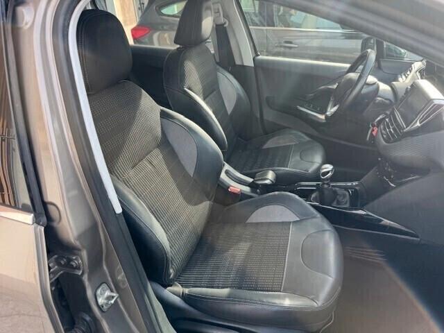 Peugeot 2008 1.6 e-HDi 115 CV Stop&Start Allure