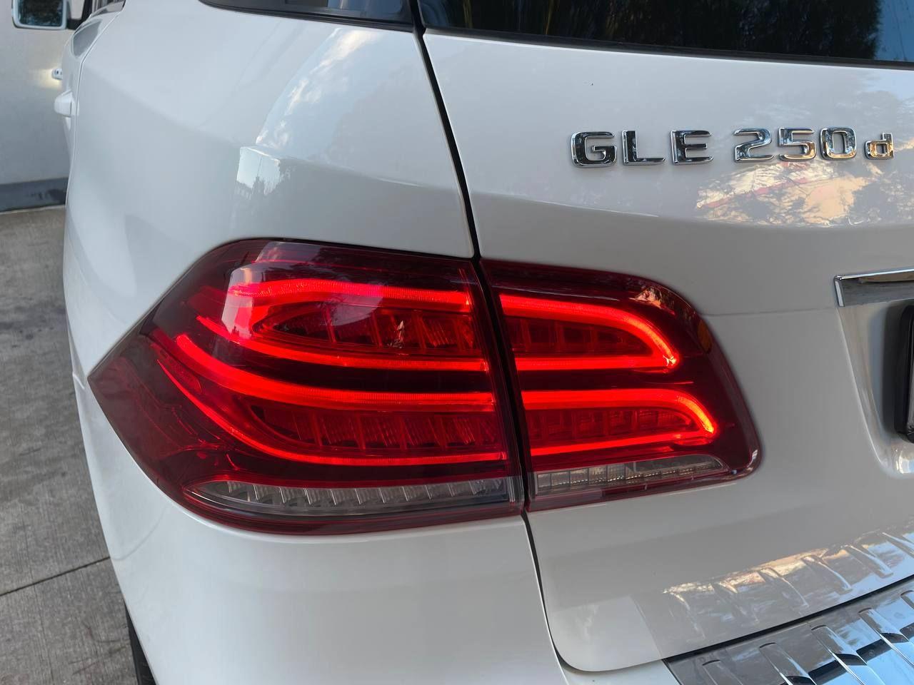 Mercedes-Benz GLE - W166 - GLE 250 d Sport 4matic auto