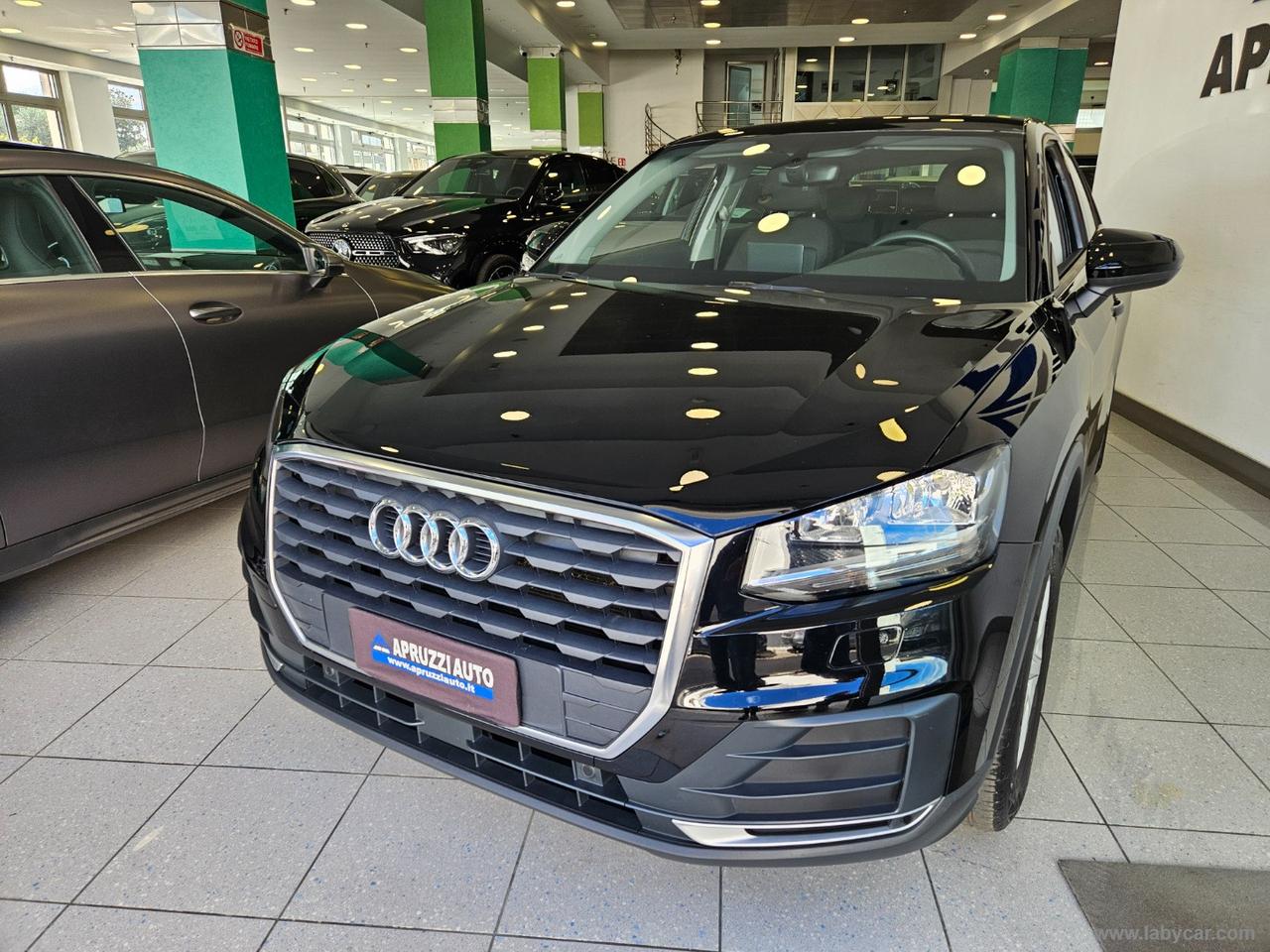 AUDI Q2 30 TDI S tronic Business
