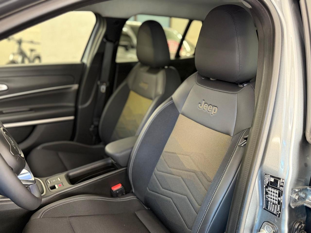 Jeep Avenger 1.2 Turbo 100 CV Summit