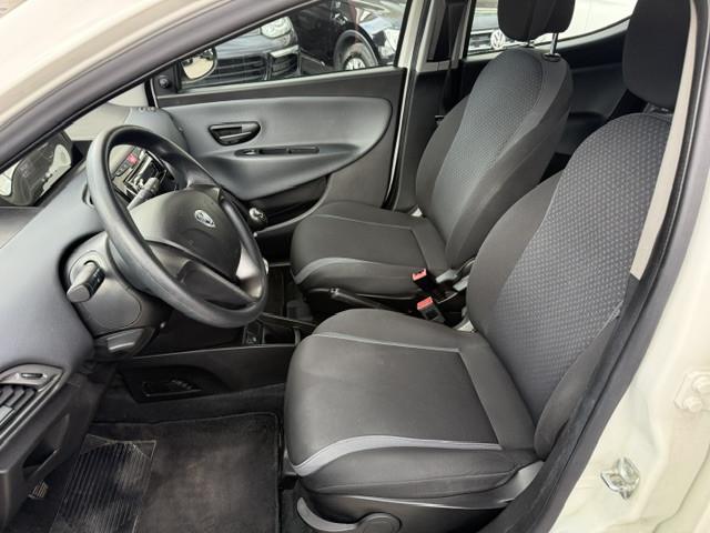 Lancia Ypsilon 5 Porte Ypsilon 1.2 Silver 69cv