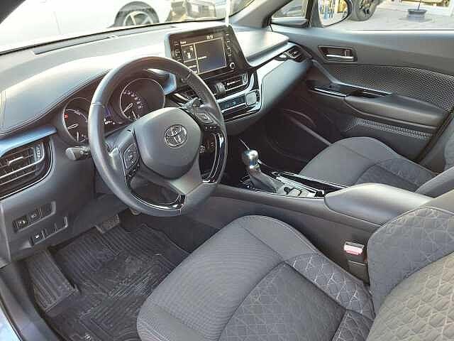 Toyota C-HR 2.0 Hybrid E-CVT Lounge