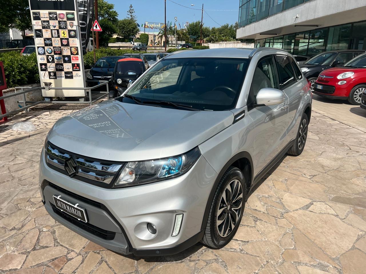 Suzuki Vitara 1.6 DDiS 4WD AllGrip DCT V-Top RETROCAMERA - NAVI - FRENATA ASSISTITA